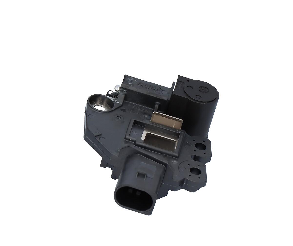ALTERNATOR REGULATOR