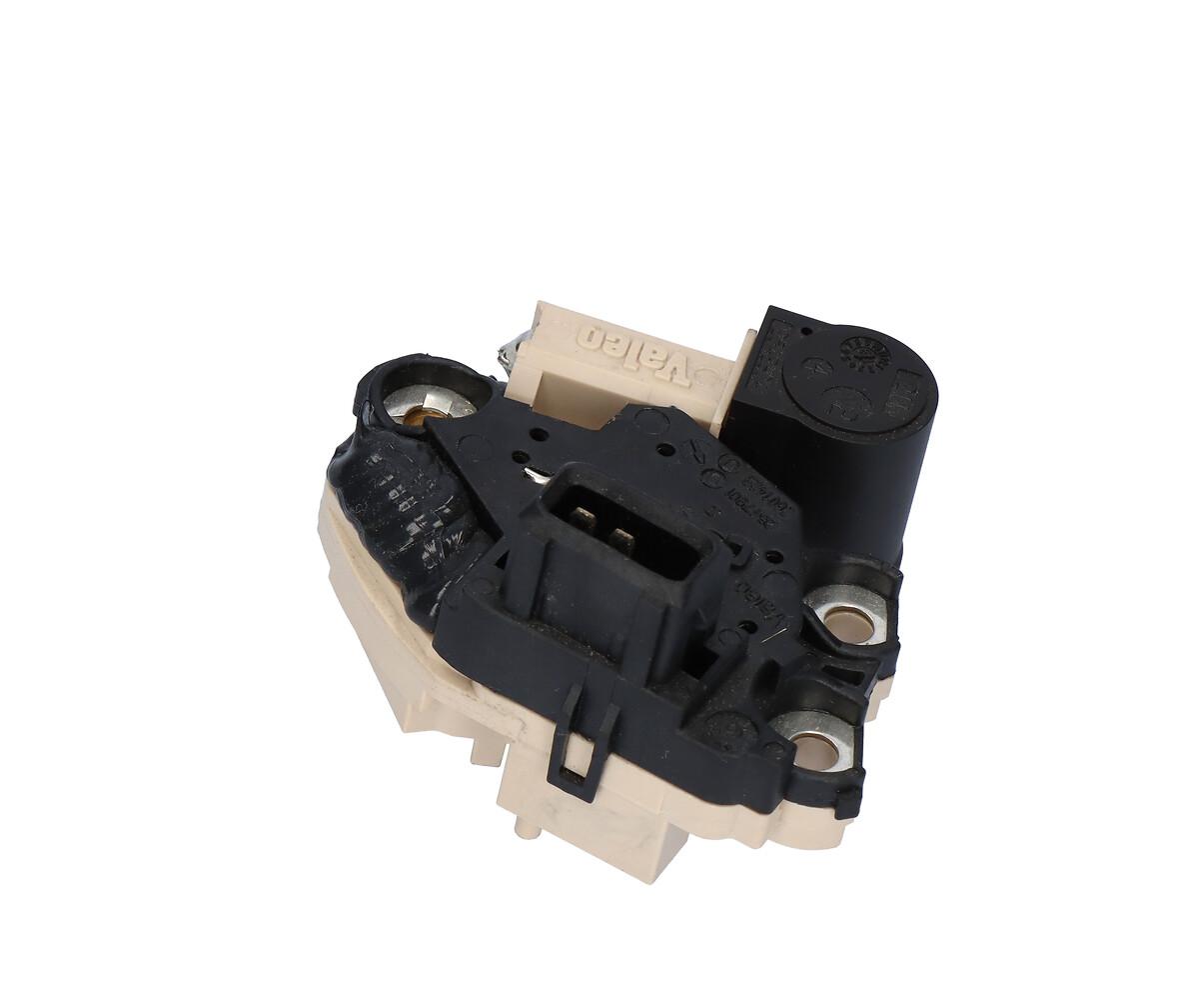 ALTERNATOR REGULATOR
