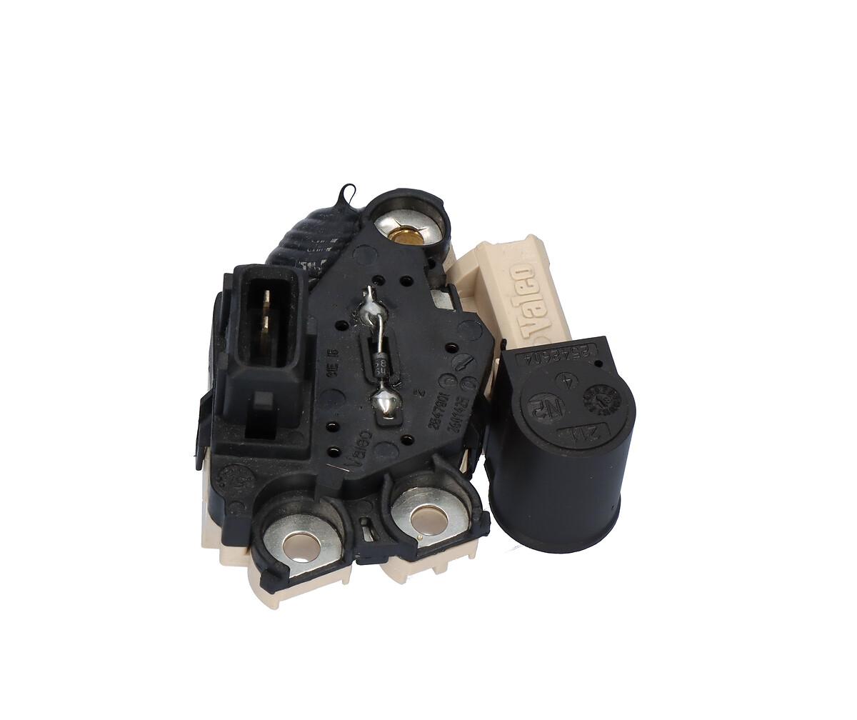 ALTERNATOR REGULATOR
