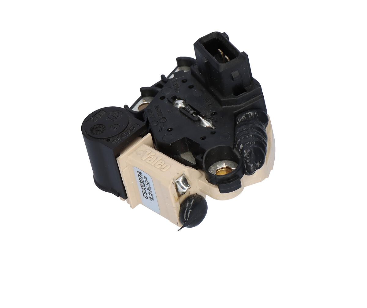 ALTERNATOR REGULATOR