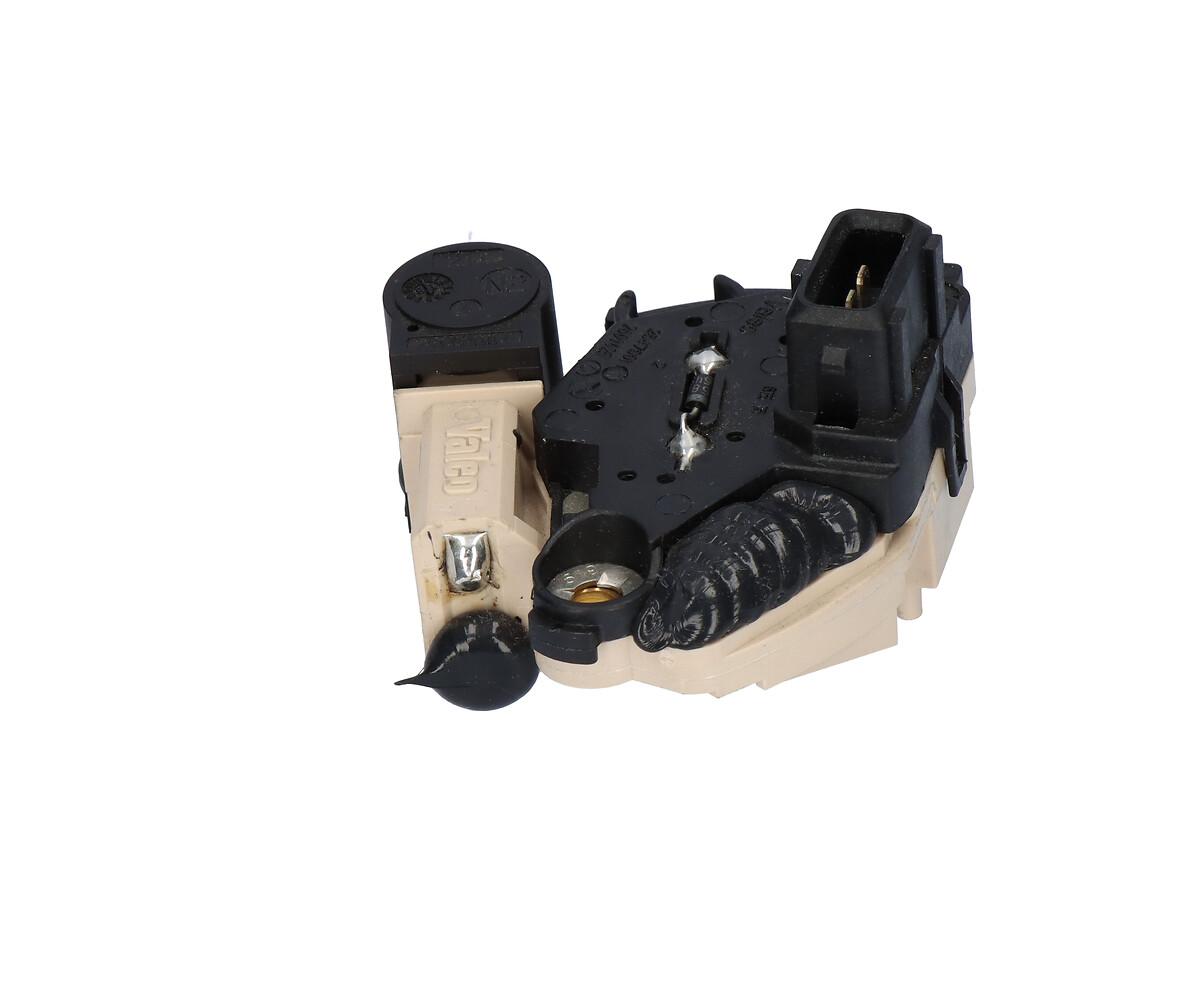 ALTERNATOR REGULATOR