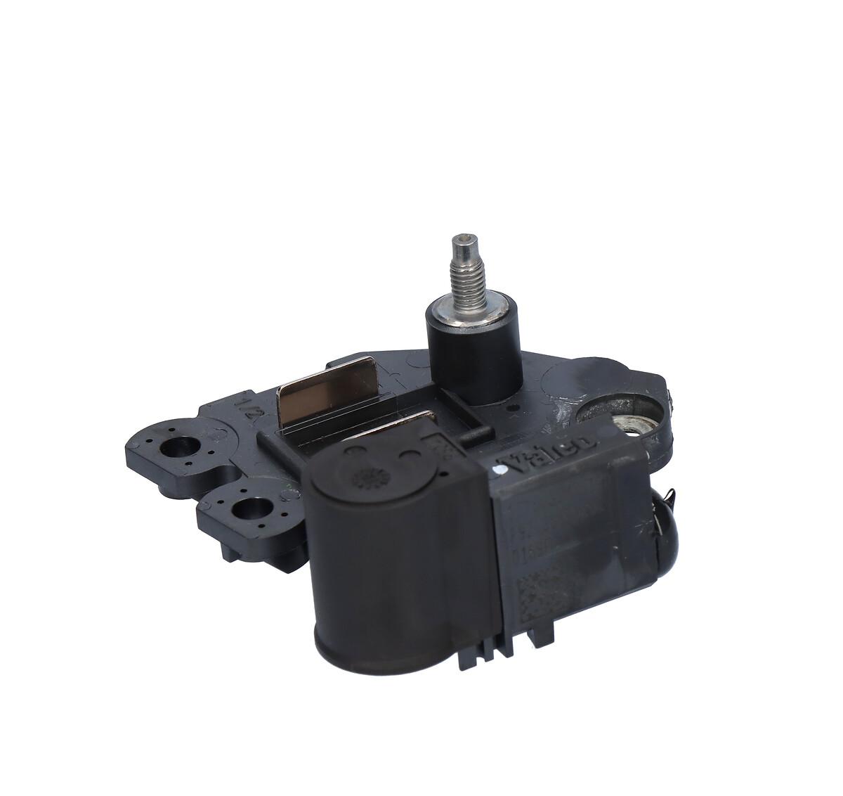 ALTERNATOR REGULATOR