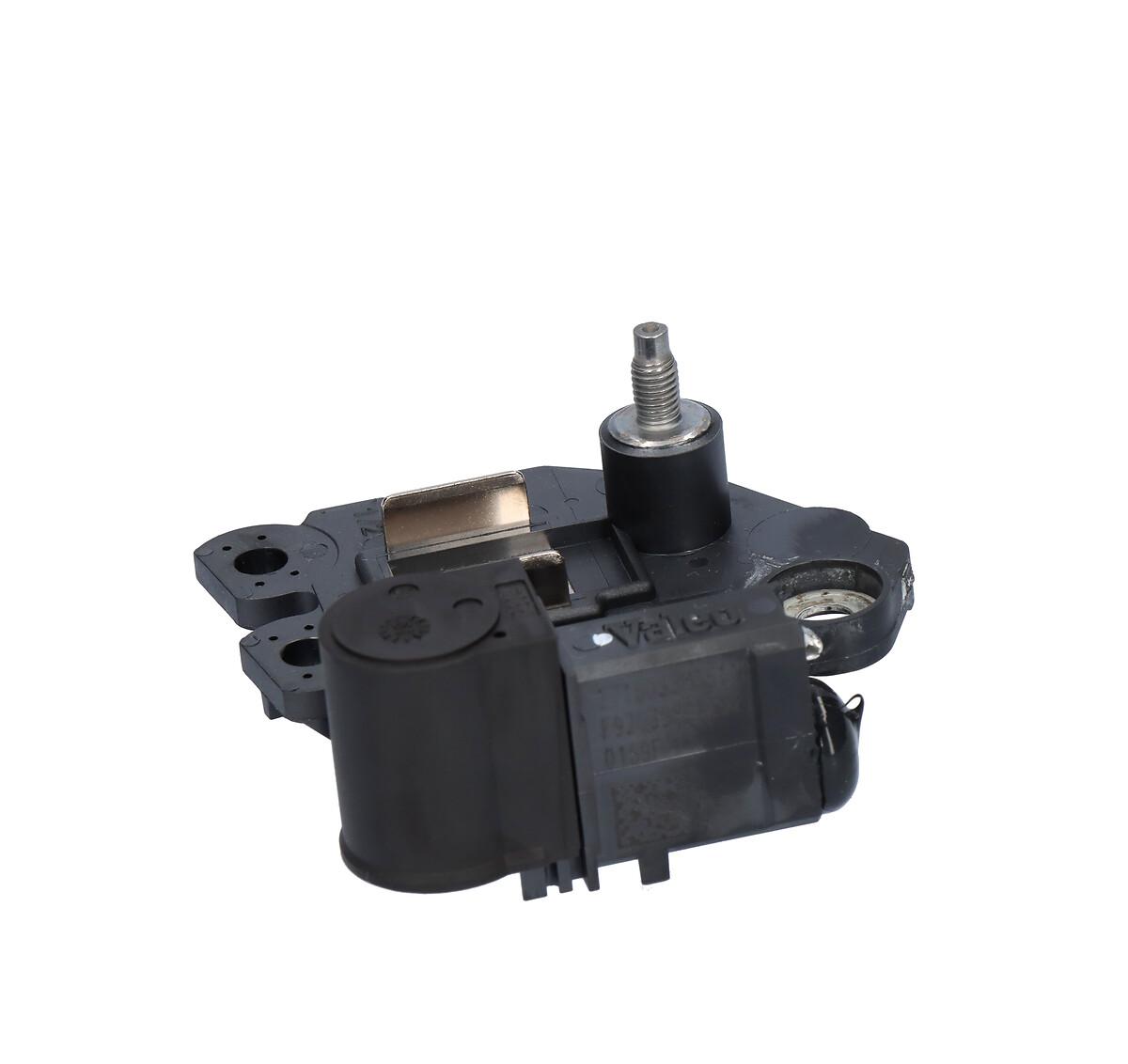 ALTERNATOR REGULATOR