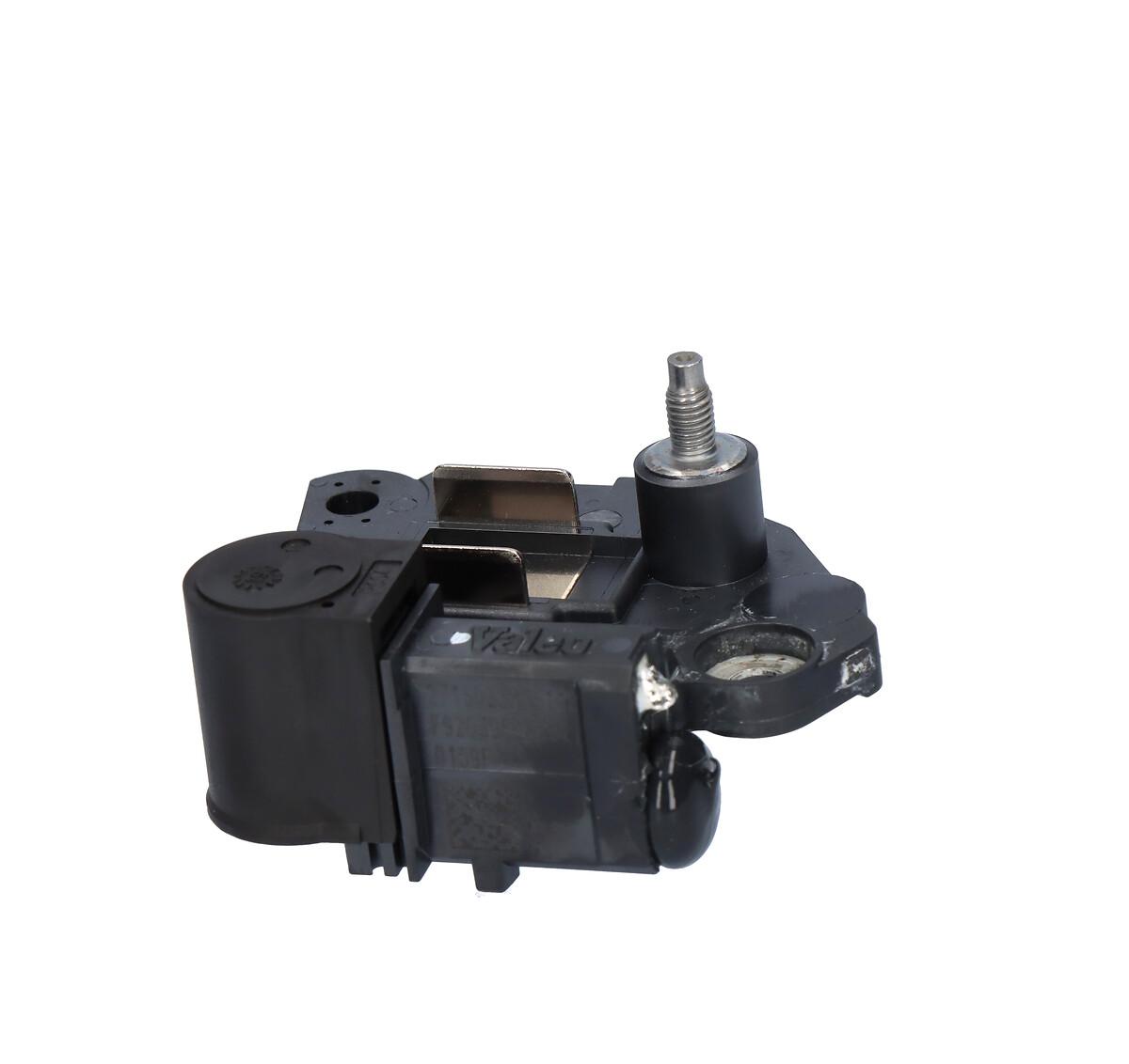 ALTERNATOR REGULATOR