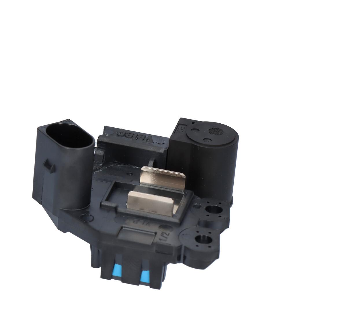 ALTERNATOR REGULATOR