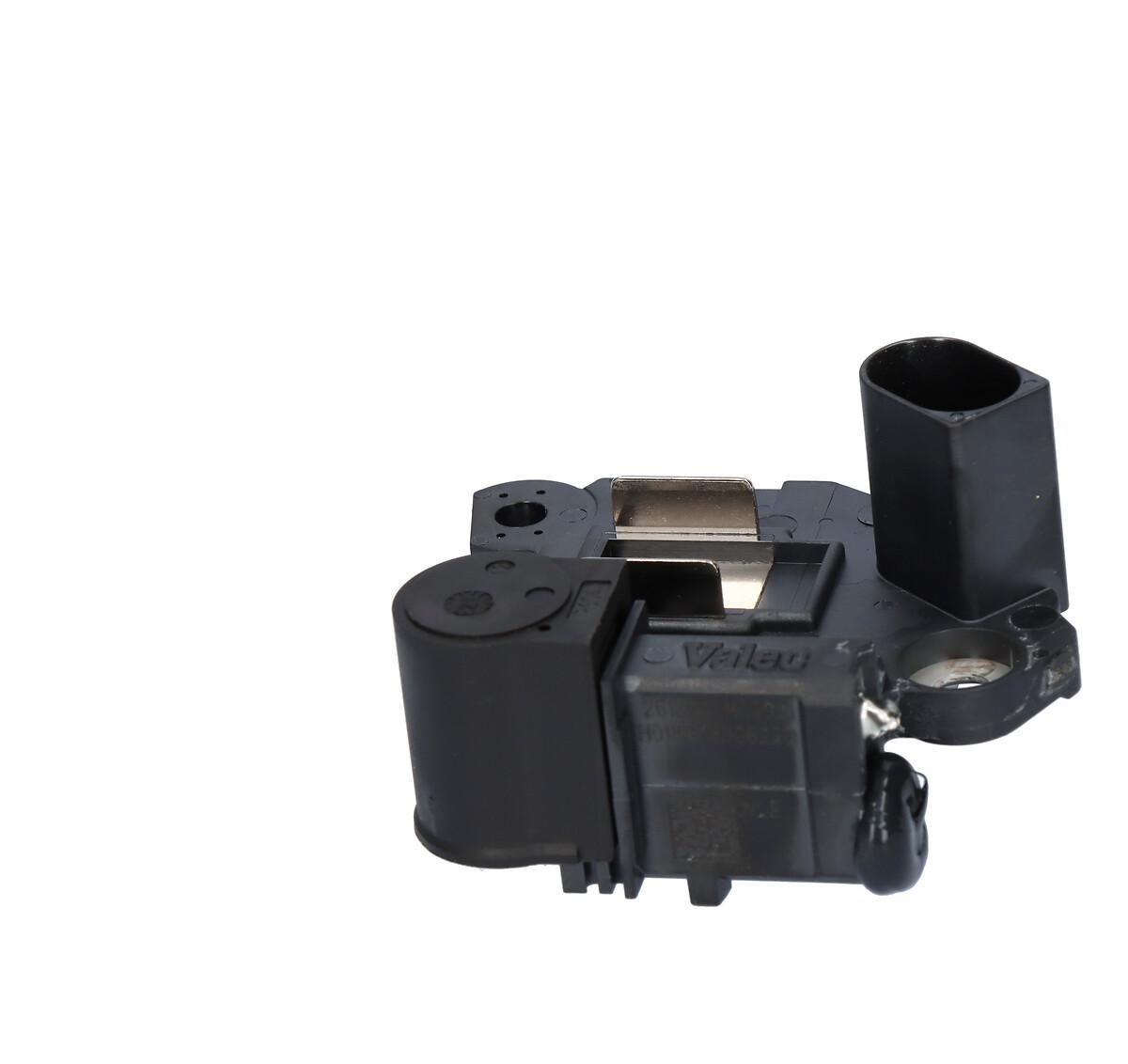 ALTERNATOR REGULATOR
