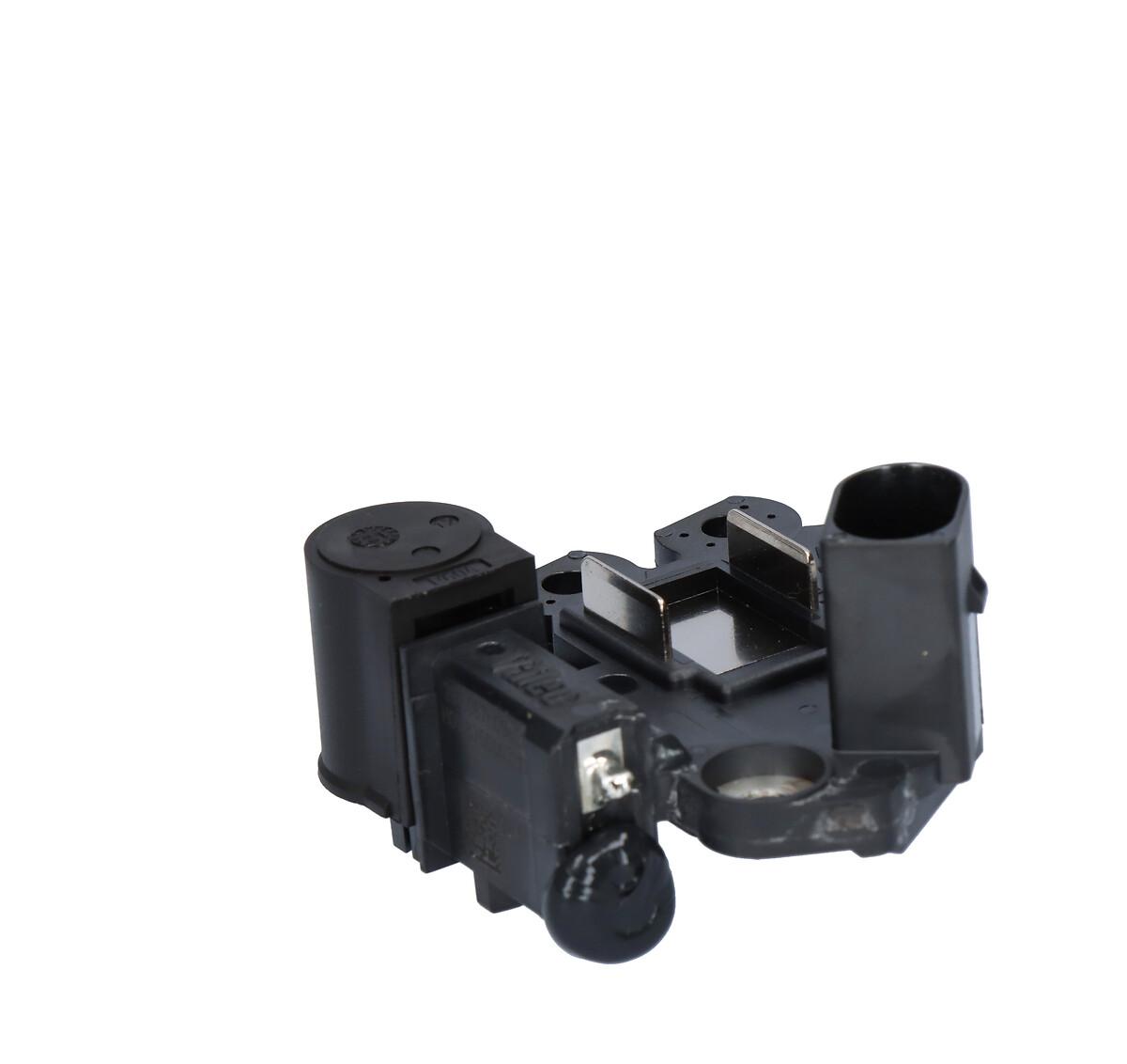 ALTERNATOR REGULATOR