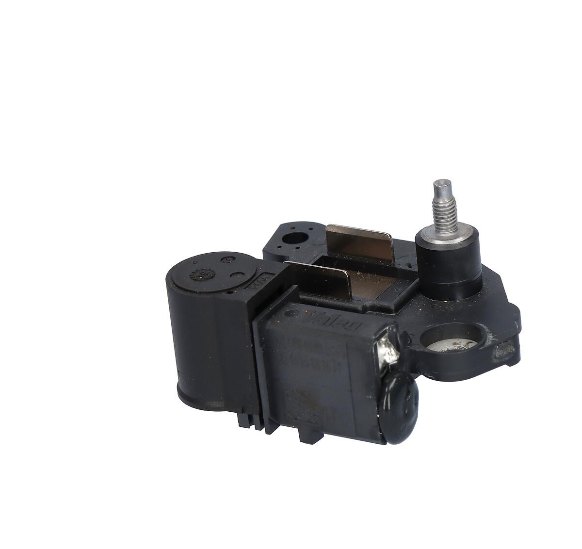 ALTERNATOR REGULATOR