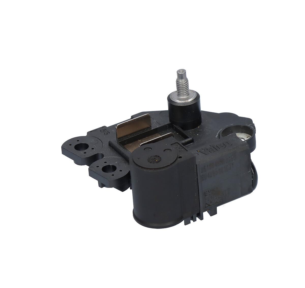 ALTERNATOR REGULATOR