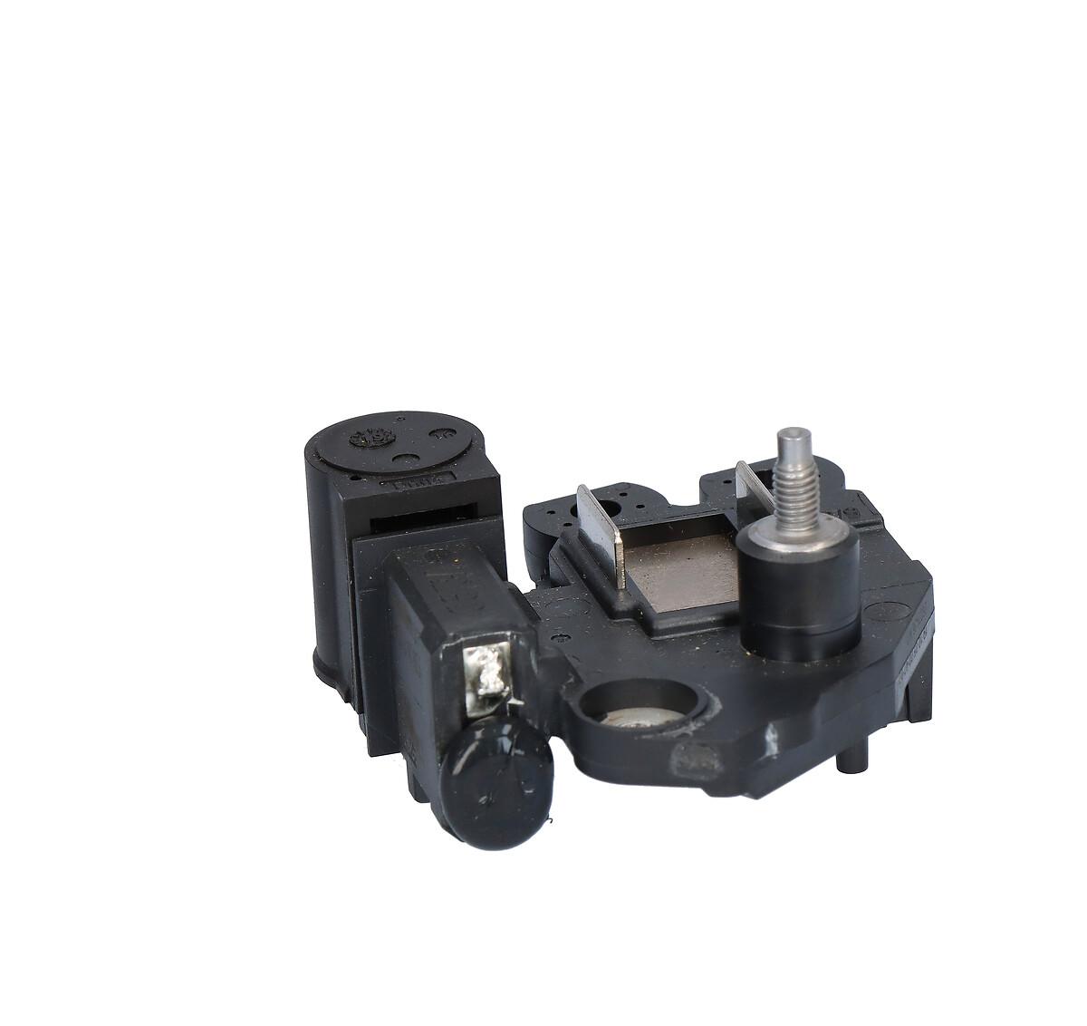ALTERNATOR REGULATOR