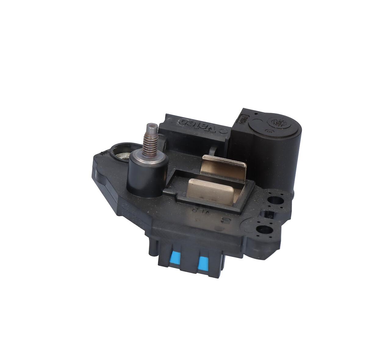 ALTERNATOR REGULATOR
