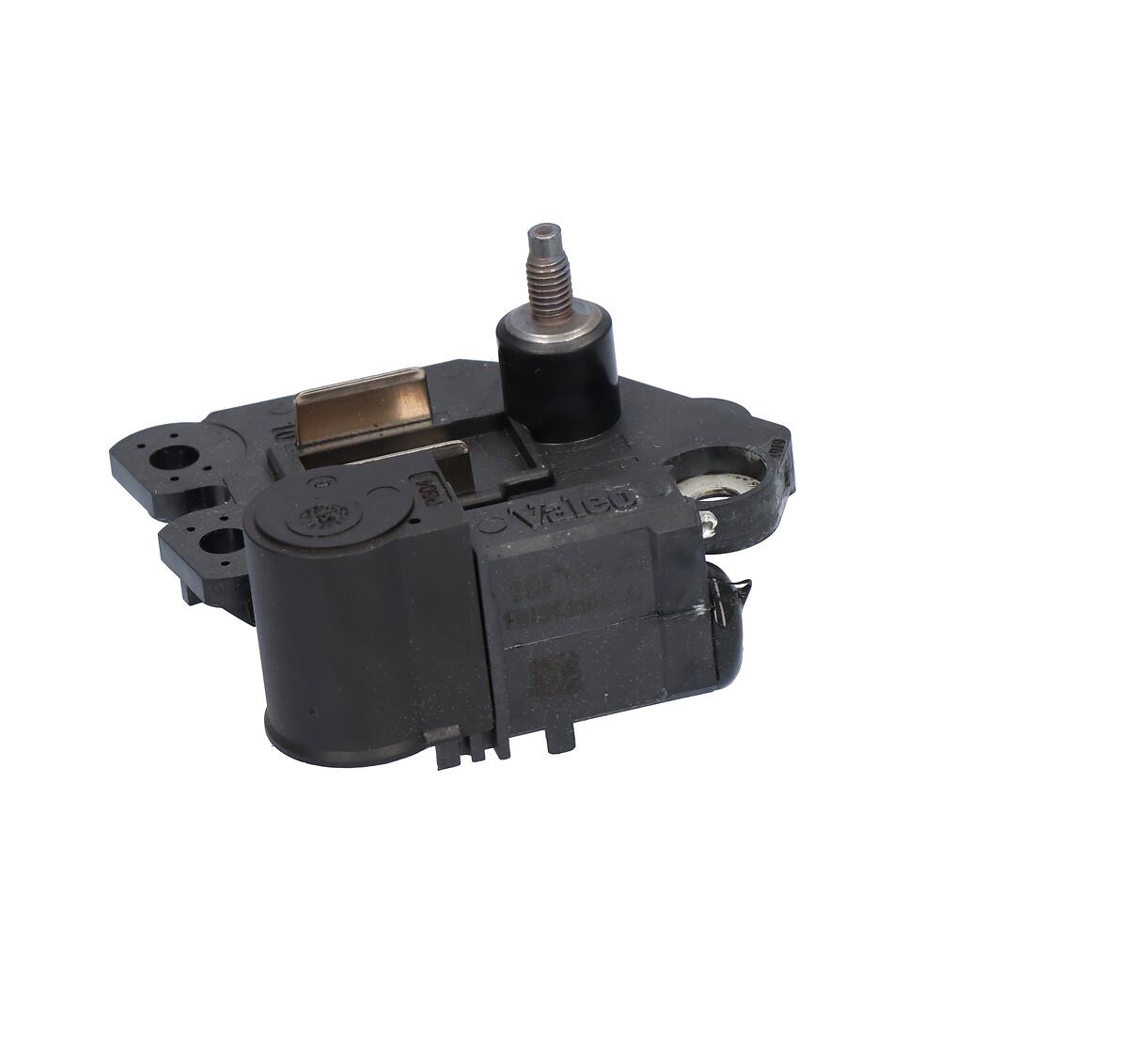 ALTERNATOR REGULATOR