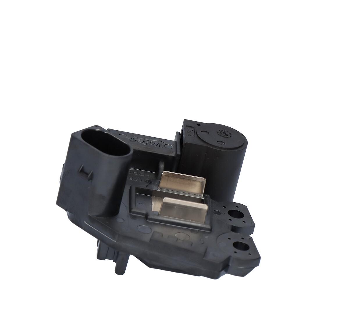 ALTERNATOR REGULATOR