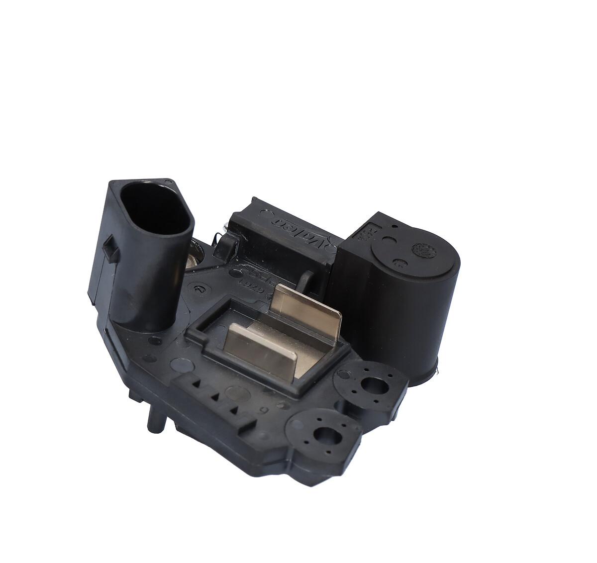 ALTERNATOR REGULATOR