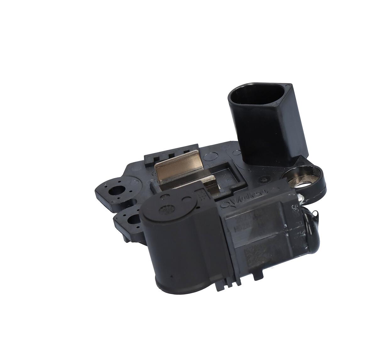 ALTERNATOR REGULATOR