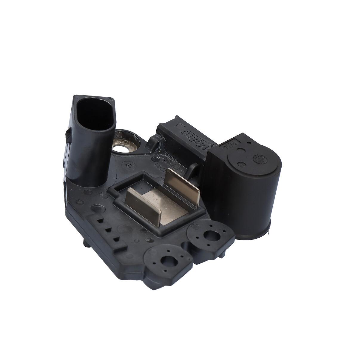 ALTERNATOR REGULATOR
